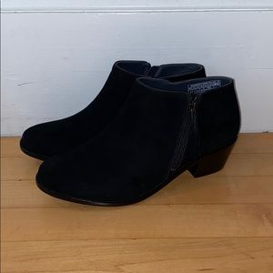 Vionic Serena Ankle Boots